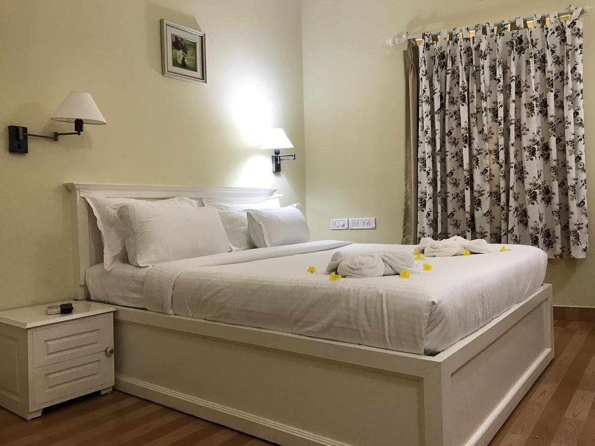 Hotel Daffodils Spice Court Kochi Exterior foto